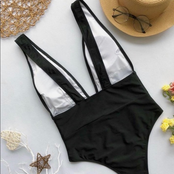 New! Swimsuit! - Picture 3 of 6